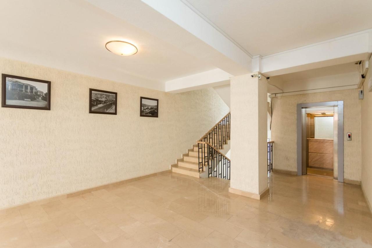 Apartment In The City Center Lll Tbilisi Buitenkant foto